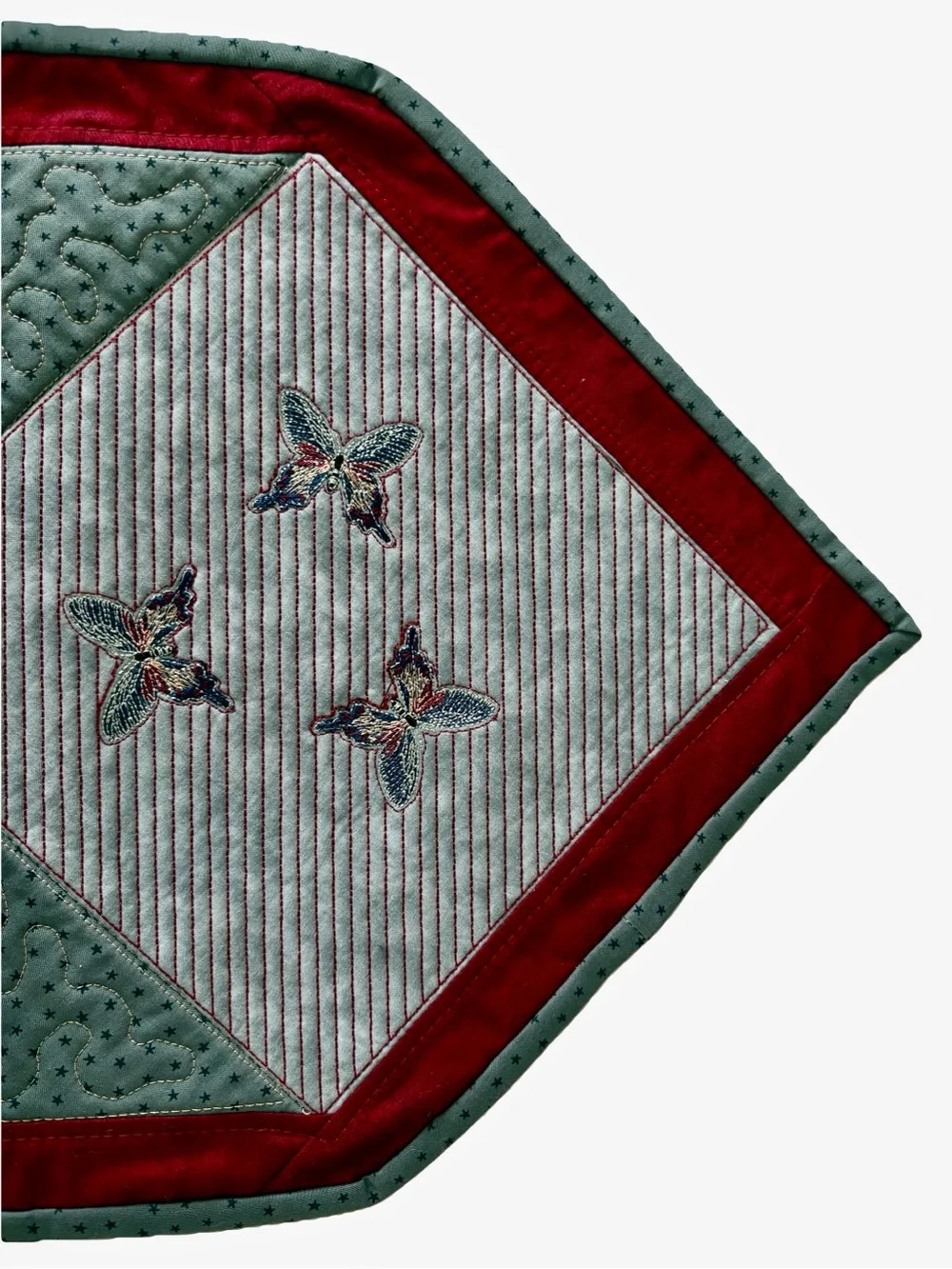 Handmade Quilted Butterfly Table Runner Patchwork Free Motion Stitching EUC